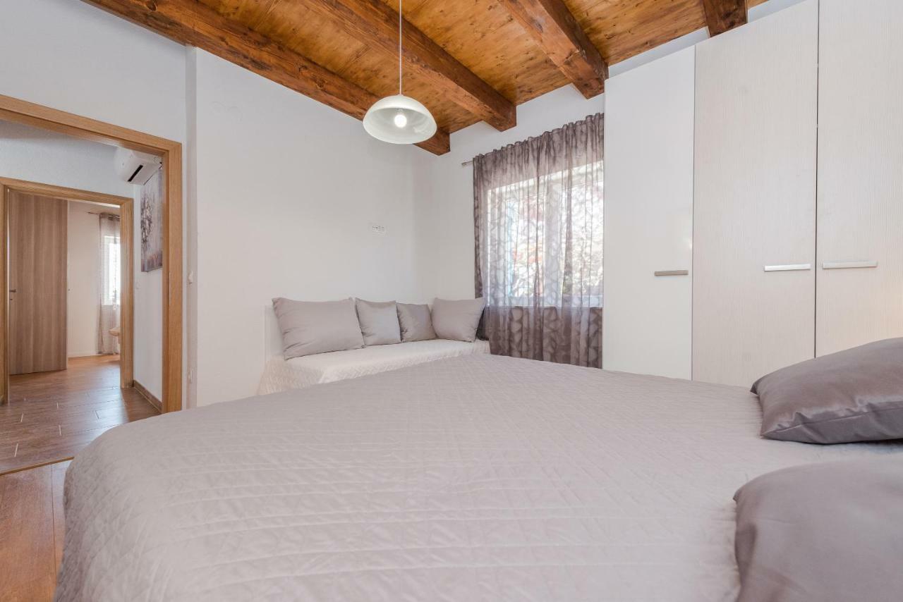 Villa Delozija Sukošan Εξωτερικό φωτογραφία