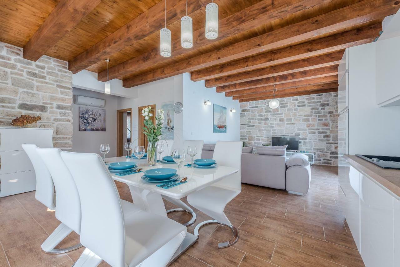 Villa Delozija Sukošan Εξωτερικό φωτογραφία